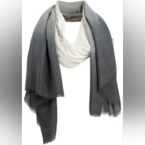 NWT Carly Cushnie Ombre Scarf - Picture 2 of 3